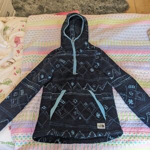 North Face Women's Campshire Pullover Hoodie